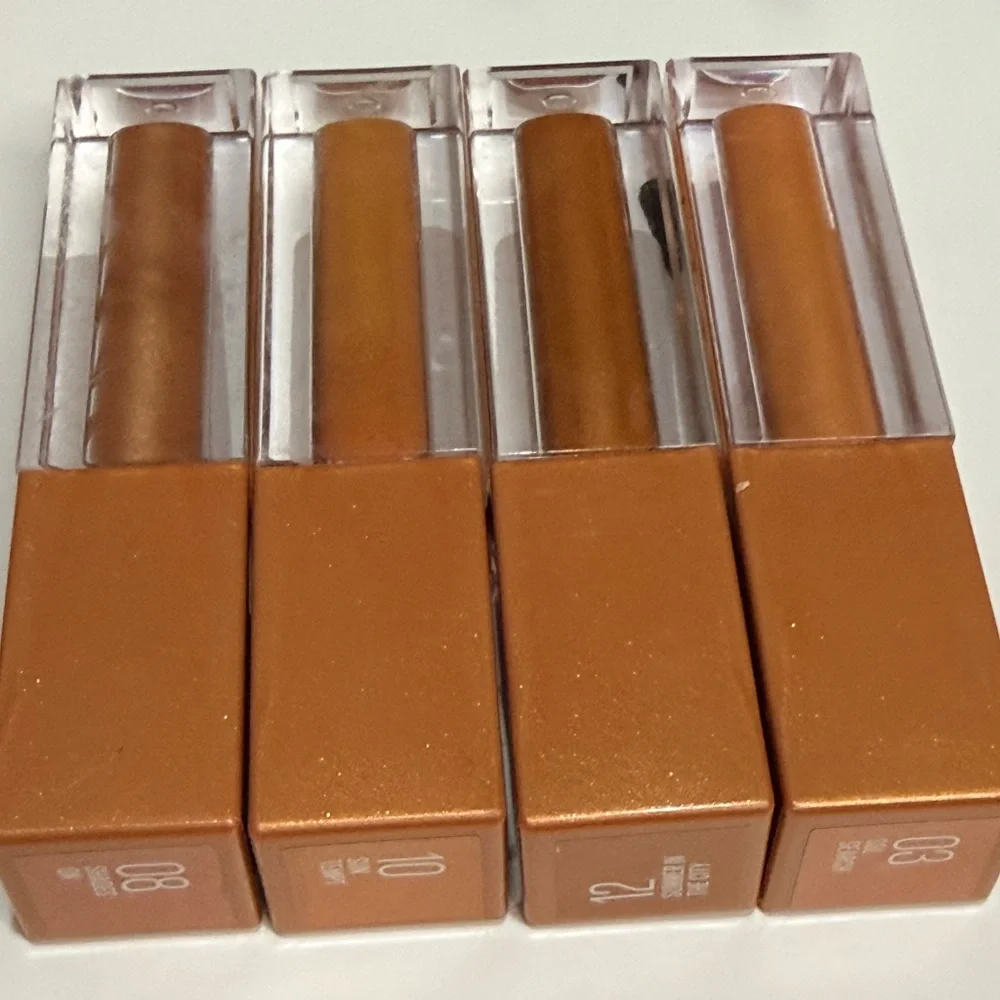 Maybelline metallic 12